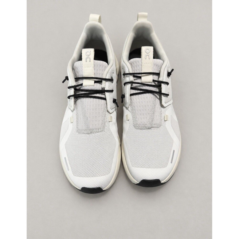 On Cloud Cloud Sky White/Black Athletic Unisex NWOB